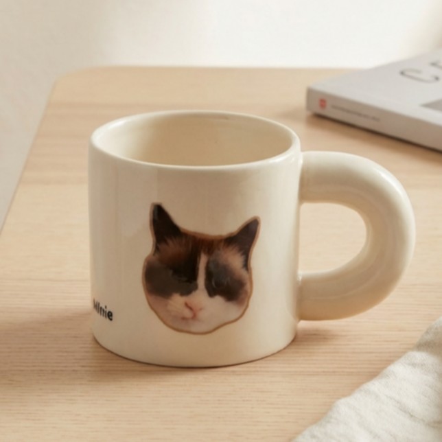 뚱 손잡이 머그